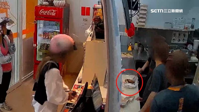 台灣新聞通訊社-女買控肉飯嫌「整塊肥肉」店家拒換掀爭議