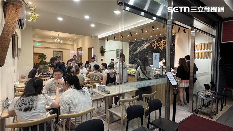 台灣新聞通訊社-清粥小菜一條街／一晚賺6位數、大咖擠著吃！小李子揭台北消夜傳奇