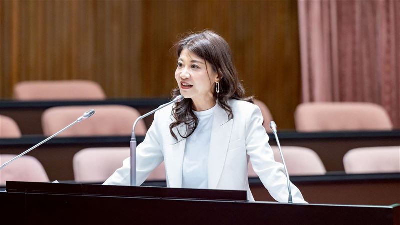 台灣新聞通訊社-總統賴清德抵史瓦帝尼！中共外交部崩潰跳腳　林楚茵：沒常識還沒知識