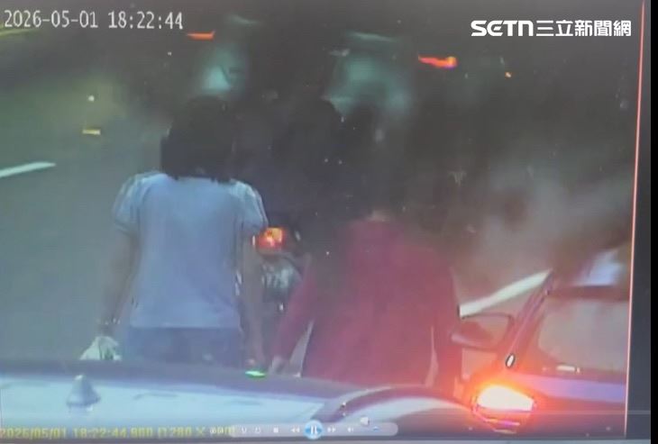 台灣新聞通訊社-奪2命駕駛身分曝！工程師疑疲勞駕駛…害她痛失母親、丈夫 人還住院搶救