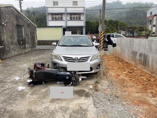 台灣新聞通訊社-南投男刺死鄰居還想再殺家屬　法院裁定延押2個月