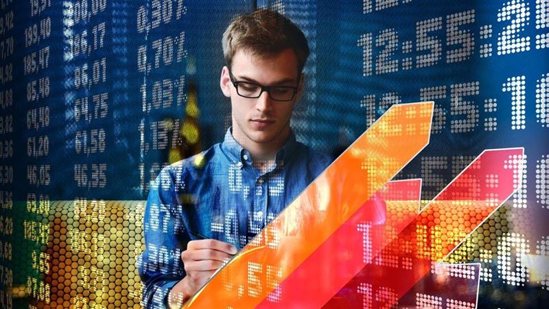 台灣新聞通訊社-這檔半導體ETF暴漲80%!分析師嘆「主動選股愈悲劇」:買ETF省心多了