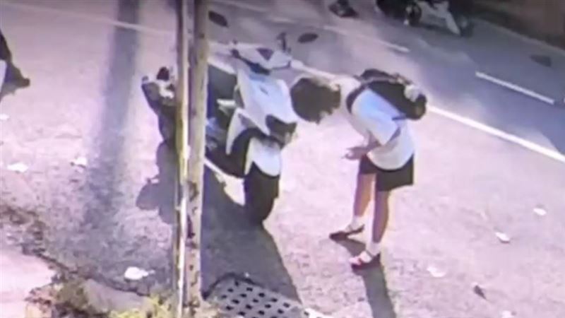台灣新聞通訊社-女大生怕上香被打⋯赴靈堂先打110？轄區警力派10人部署　六分局回應了