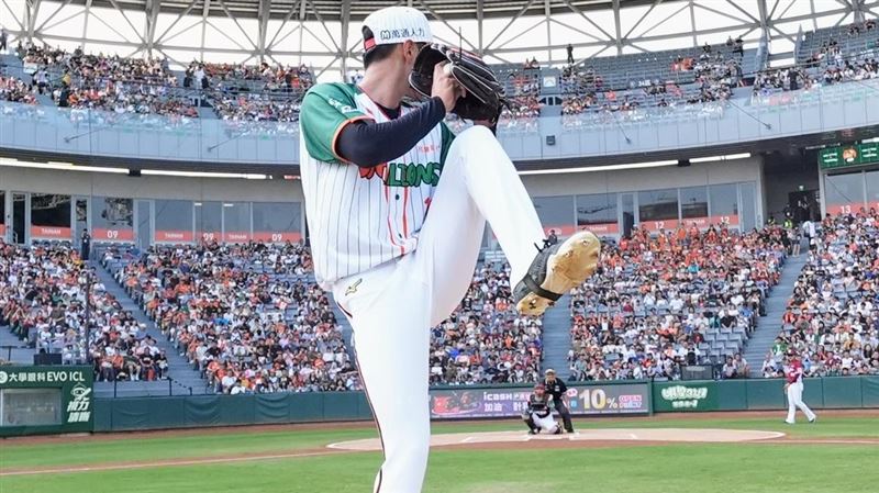 台灣新聞通訊社-中職／不只8、9千人！統一獅主場連4場破萬人　本季場均已突破11000人