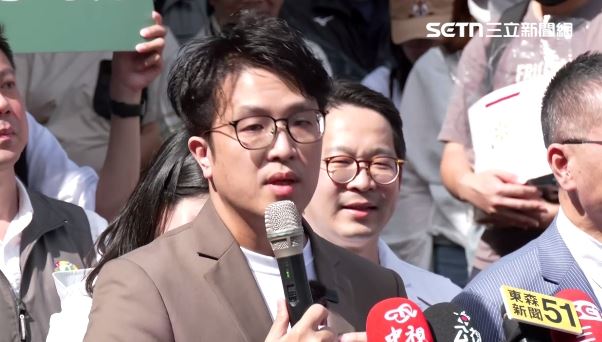 台灣新聞通訊社-藍酸反核卻憂輝達缺電 沈伯洋妙喻:難道沒接水管就要怪反對水力發電?