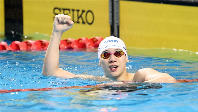 台灣新聞通訊社-全大運／王冠閎100公尺蝶式游破52秒　破全國紀錄且達標名古屋亞運
