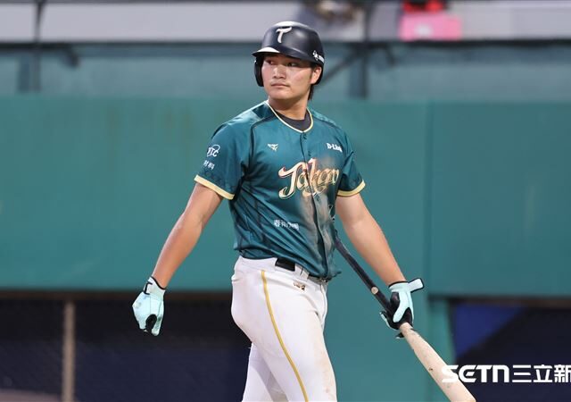 台灣新聞通訊社-中職／離開外野變「真內野手」　曾昱磬看守備以為會更慘！教練狠操見效