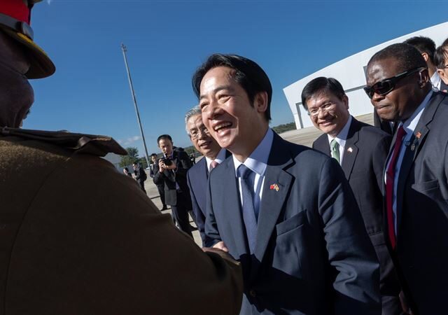 台灣新聞通訊社-賴清德訪史國讓小粉紅氣壞！李正皓：我知道你們崩潰了