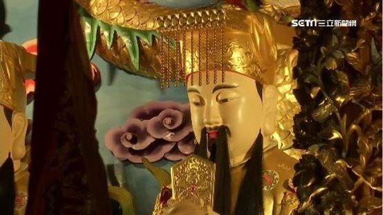 台灣新聞通訊社-土地婆生碰天赦日！3類人快拜玉皇大帝求轉運　最佳吉時、供品一次看