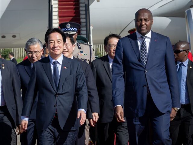 台灣新聞通訊社-這就是台灣人的韌性！賴總統出訪重大意涵：「我們仍然在這裡」的宣示