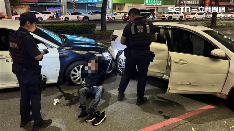 台灣新聞通訊社-BMW女駕駛倒楣被撞！拒檢逃逸4車遭殃釀3傷…毒駕男被搜出安毒、吸食器