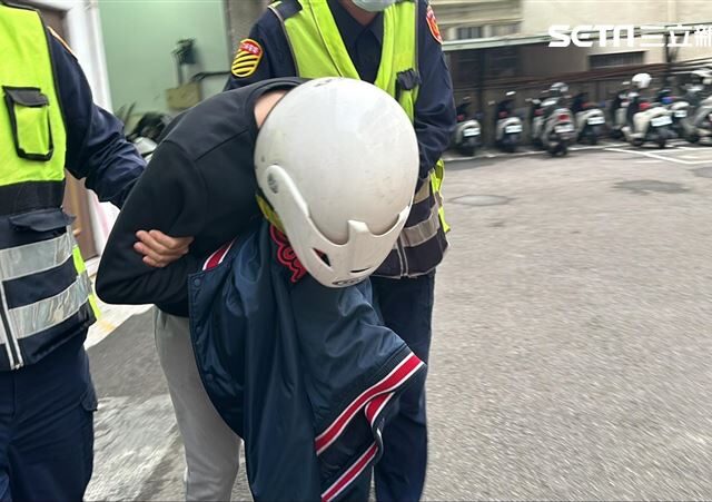 台灣新聞通訊社-假牙總監開BMW時速飆113公里！撞死19歲女騎士、二審上訴遭駁判10月
