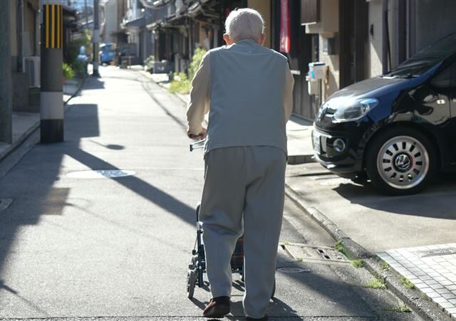 台灣新聞通訊社-投資詐騙「1族群」最危險！一疏忽恐讓大半輩子儲蓄淨空…退休生活變調