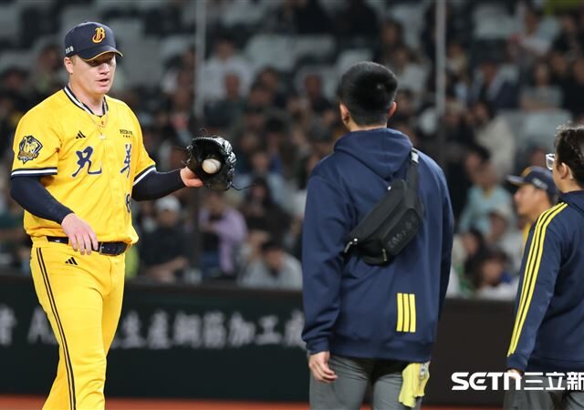 台灣新聞通訊社-中職／下丘失誤丟分！黎克：就知道會被問　本季7戰0勝談「倒楣期」心境