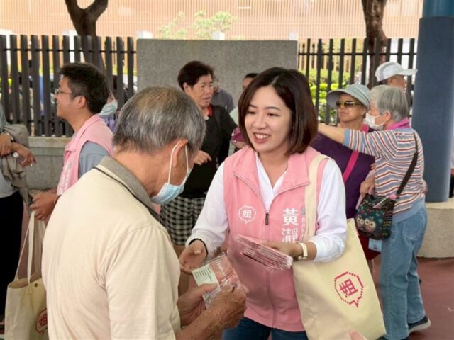 台灣新聞通訊社-學姐怒槓名嘴！黃瀞瑩諷「騙通告費」　吳靜怡回嗆：過氣花瓶別逼我參選