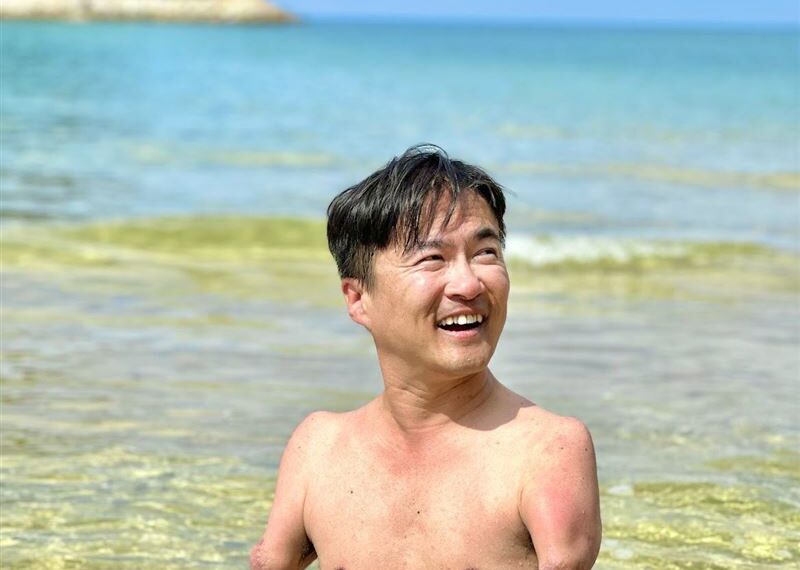 台灣新聞通訊社-乙武洋匡認了「一輩子沒DIY過」　網憶50人斬笑爆：一樣很滿足