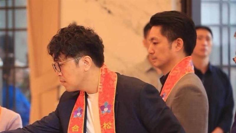 台灣新聞通訊社-沈伯洋跟蔣萬安戰北市挺誰？最新網路投票出爐　「他」海放對手25％