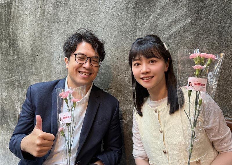 台灣新聞通訊社-當面陰陽沈伯洋？高嘉瑜「曬合照直球表態」：可以退散了