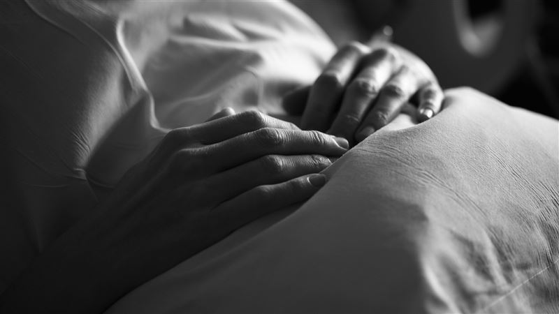 台灣新聞通訊社-單親媽癌末「求撐到女兒畢業」!醫師揭1關鍵竟成功如願