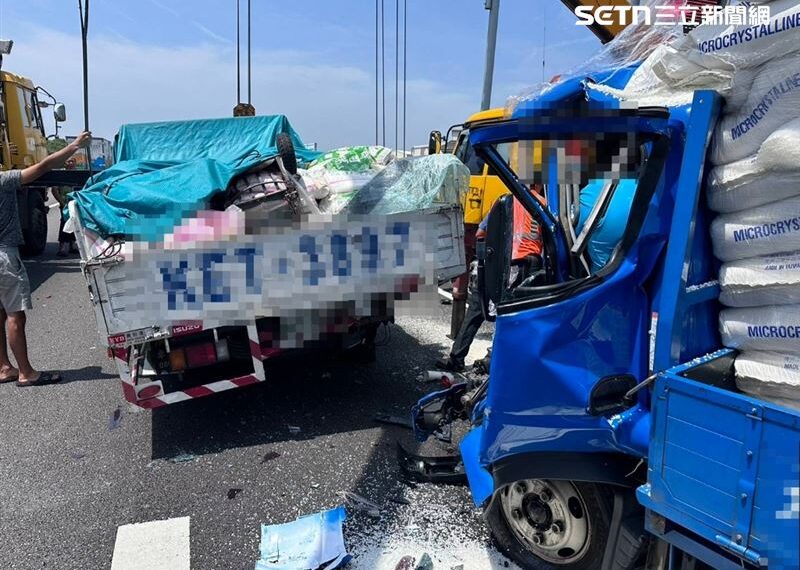台灣新聞通訊社-國1彰化段死亡車禍!小貨車追撞4車連環撞…駕駛困車頭「夾斷雙腿」慘死