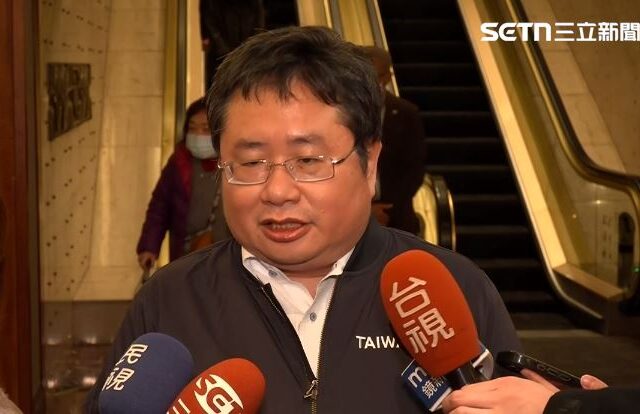 台灣新聞通訊社-承認是中國人就和平？矢板明夫舉他投共慘例：遭抄家批鬥