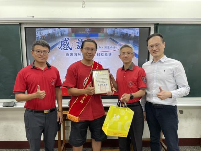 台灣新聞通訊社-聽到學生倒地2師「關鍵舉動」對決死神 網淚讚：真正的校園英雄