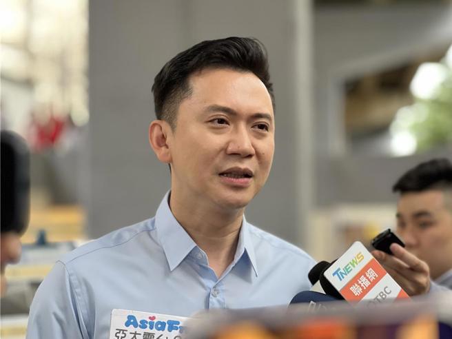 台灣新聞通訊社-鄭朝方選竹縣「又縮了」？媒體人揭內幕：為什麼他會哭