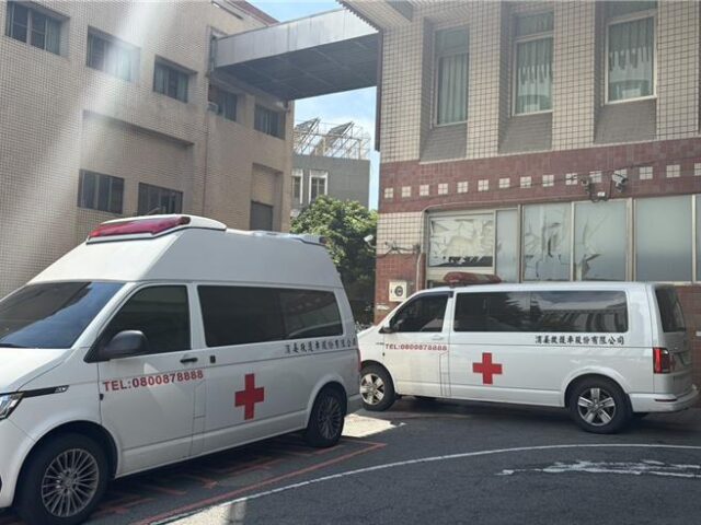 台灣新聞通訊社-台中男生前曾傳訊愛妻 高樓墜落社區中庭頭部重創亡