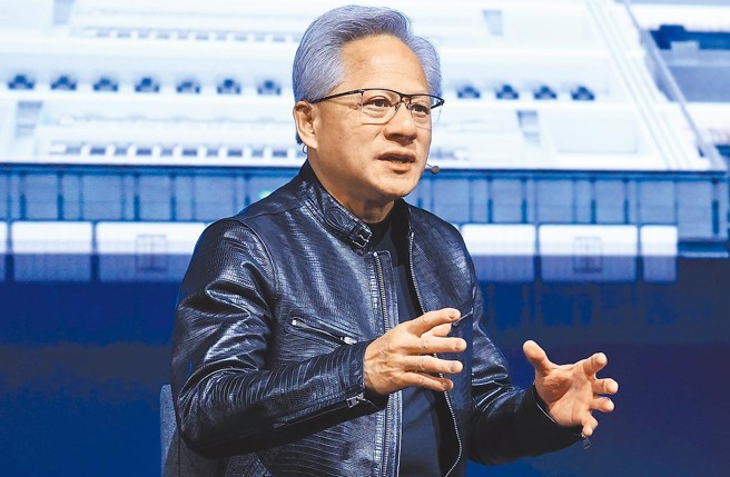 台灣新聞通訊社-黃仁勳直播舉起它「股價3分鐘拉漲停」 網驚：最強帶貨王