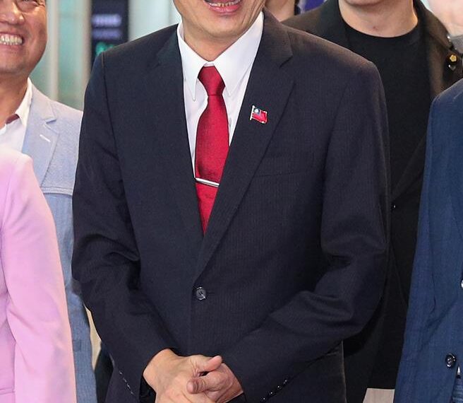 台灣新聞通訊社-1分鐘看政治》韓國瑜搭「台積電專機」訪美 罕病男安樂死：不願躺著等死