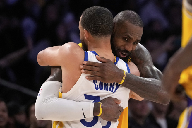 台灣新聞通訊社-NBA》詹姆斯聯手柯瑞 加入勇士組4巨頭？美媒曝夢幻劇本