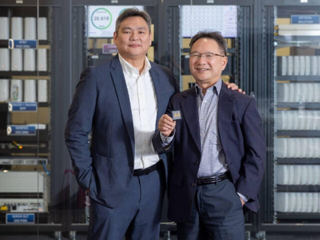 台灣新聞通訊社-30年逆局重生！堅守光通訊領域 曾因網路泡沫放棄IPO 如今搶到AI商機
