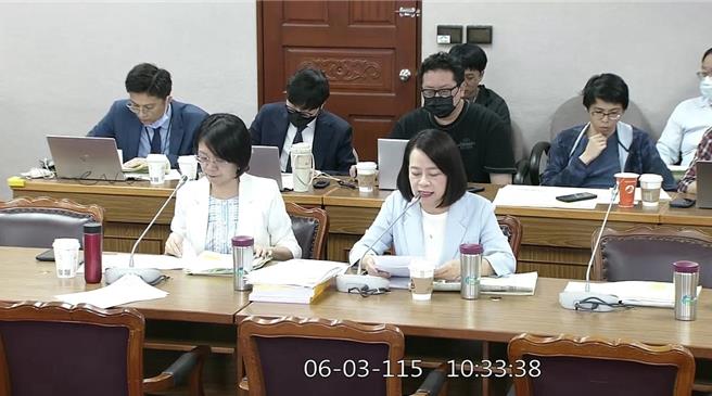台灣新聞通訊社-公務員霸凌申訴6年增10倍 立委要求強化教育宣導