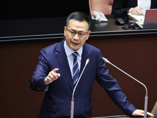 台灣新聞通訊社-羅智強喊梁文傑不下台 就請台東用選票制裁  最新網路投票太震撼