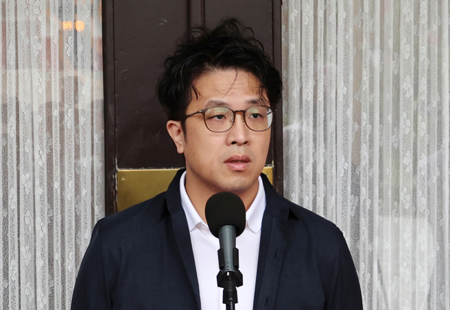 台灣新聞通訊社-〈沈伯洋體〉必提這3字？葉元之模仿＋破解：講一堆廢話