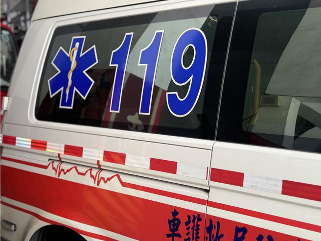 台灣新聞通訊社-高雄女不明原因墜樓　命危送醫搶救