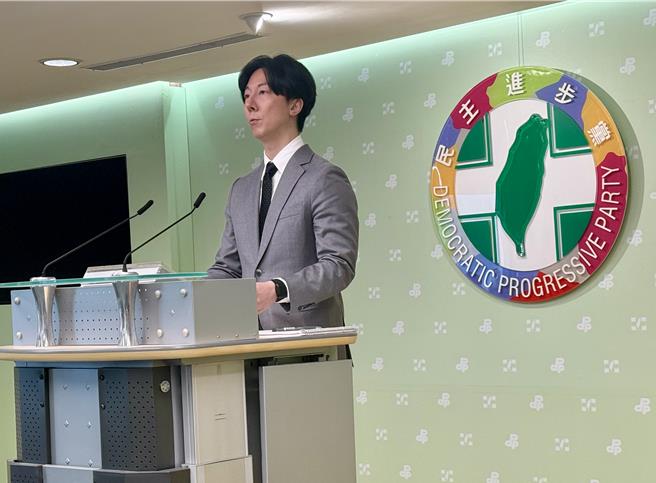台灣新聞通訊社-吳乃仁遭拘提綠營超低調 不知是否與賴清德曾發毒誓有關 吳崢僅四回四個字