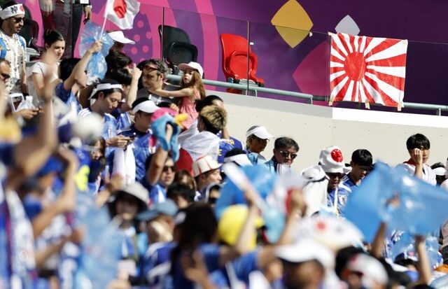 台灣新聞通訊社-世足》日球迷「揮舞旭日旗」韓媒氣炸！教授將向FIFA檢舉
