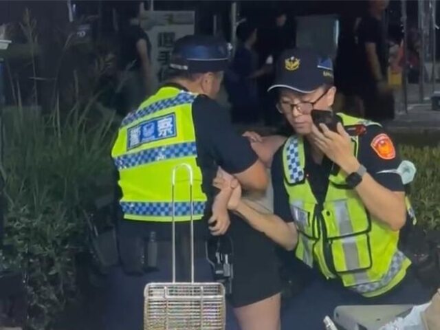 台灣新聞通訊社-龍舟賽市集打工爆衝突 少女揮刀砍同事嗆「不讓妳好過」