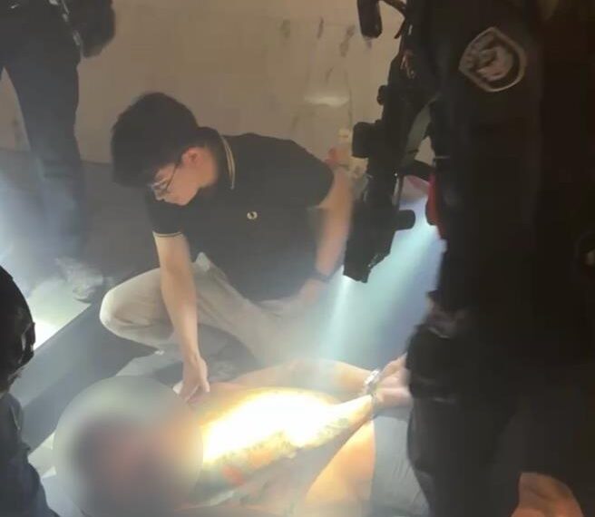 台灣新聞通訊社-南庄街頭槍響「狂掃21槍」真相出爐！警逮5人聲押4人獲准