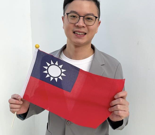 台灣新聞通訊社-綠議員酸桃竹市民「牆頭草」 凌濤反擊要黃世杰說清楚