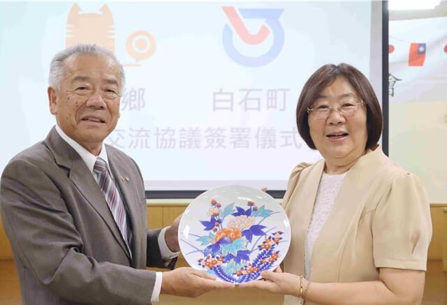 台灣新聞通訊社-因紀錄片《老鷹之手》結緣！嘉義民雄與日本白石町正式「定情」
