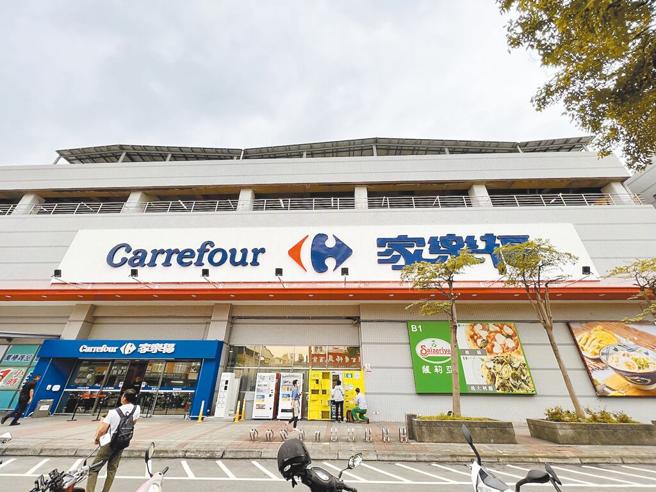 台灣新聞通訊社-男子賣場玩火「判刑6月」遭求償3.7億　網虧：年薪百萬也要370年