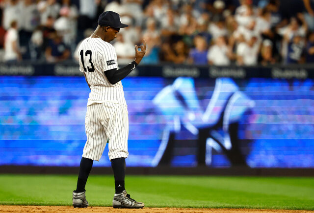 台灣新聞通訊社-MLB》洋基球員比賽中舔棒棒糖 總教練布恩：我很憤怒