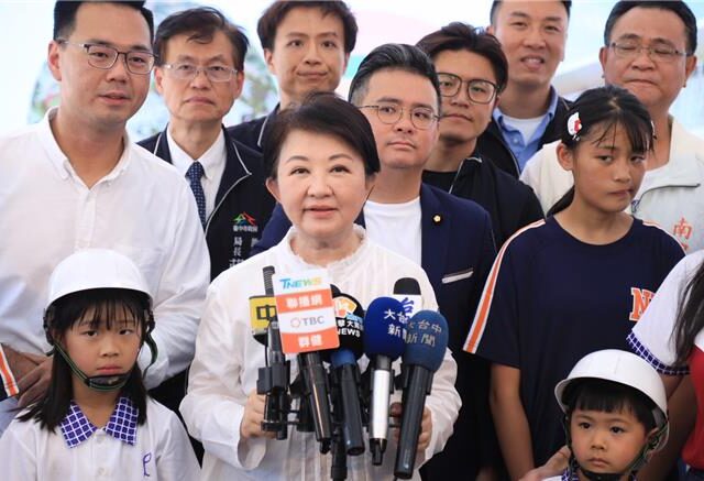 台灣新聞通訊社-回擊台灣人不吃鳳梨釋迦！盧秀燕喊「我很喜歡」 親曝私房吃法