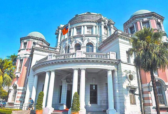台灣新聞通訊社-監院存廢朝野激戰 監委拋張博雅金句示警：小心讓國會變成「怪物」