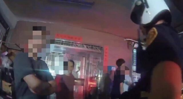 台灣新聞通訊社-中和夜半喧嘩釀全武行！醉男遭鄰居打到骨折 2人都送辦