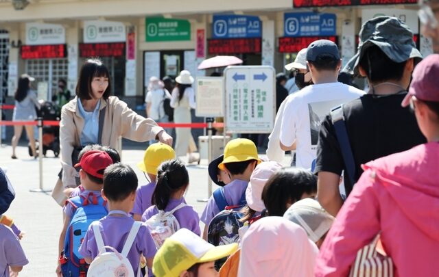 台灣新聞通訊社-乖小孩也逃不過 老師曝國小生髮型魔咒：剪完「阿志頭」就變皮