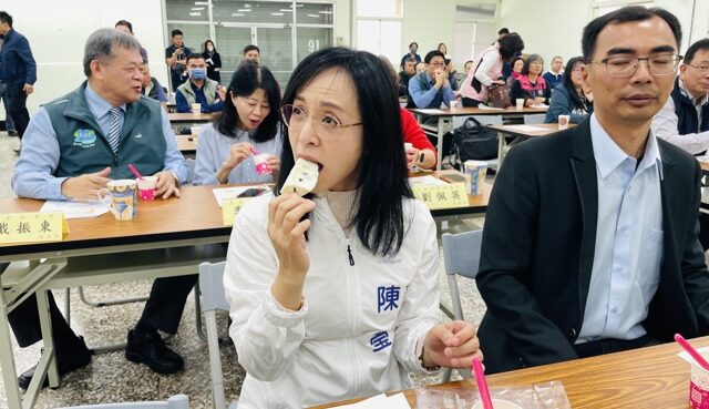 台灣新聞通訊社-梁文傑引爆鳳梨釋迦之亂 陳瑩PO介紹品種影片被出征