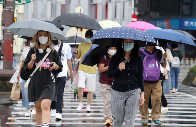 台灣新聞通訊社-天氣》大雨下三天！周四放晴升溫 端午連假天氣出爐